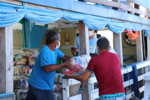 Imagem da notícia - INSTITUIÇÕES LEVAM AJUDA HUMANITÁRIA AOS POVOS INDÍGENAS DE MANICORÉ