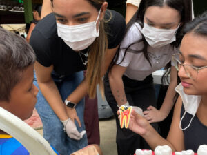 Imagem da notícia - Ação Social da Fepiam leva inclusão e cidadania a comunidades indígenas do Tarumã-Açu