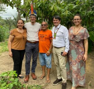 Imagem da notícia - Delegação neerlandesa visita sede da Fepiam e comunidades indígenas no Amazonas