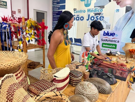 Feira do Empreendedor celebra Dia das Mães com artesanato indígena no Shopping São José