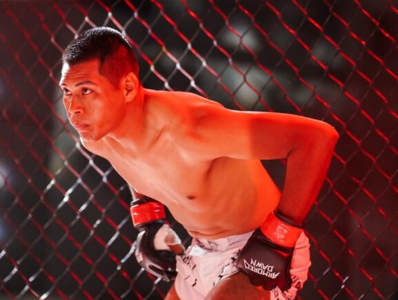 Lutador indígena representa o Amazonas e conquista vitória em evento Invictus Fight Show,…